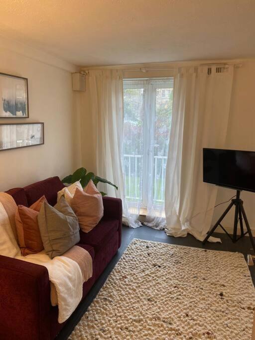 Apartment 4 Kensington Court By Mia Living One Bedroom Apartment With Parking *