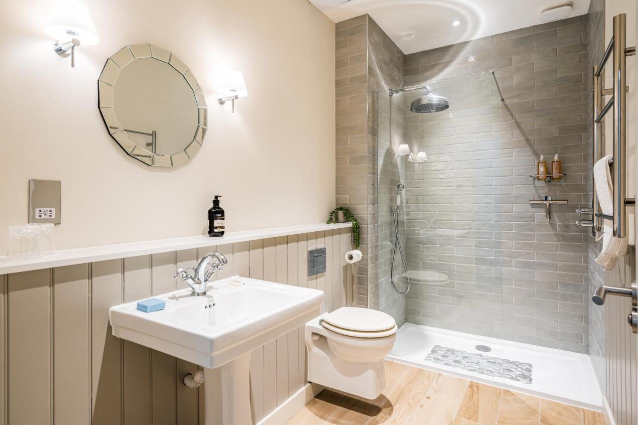 Corner House Bath