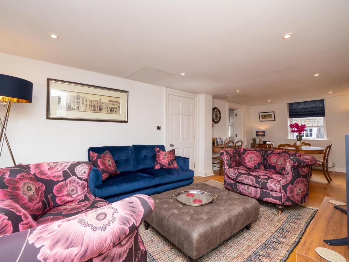 Apartment Pass The Keys 2 Bed Flat In The Heart Of Bath