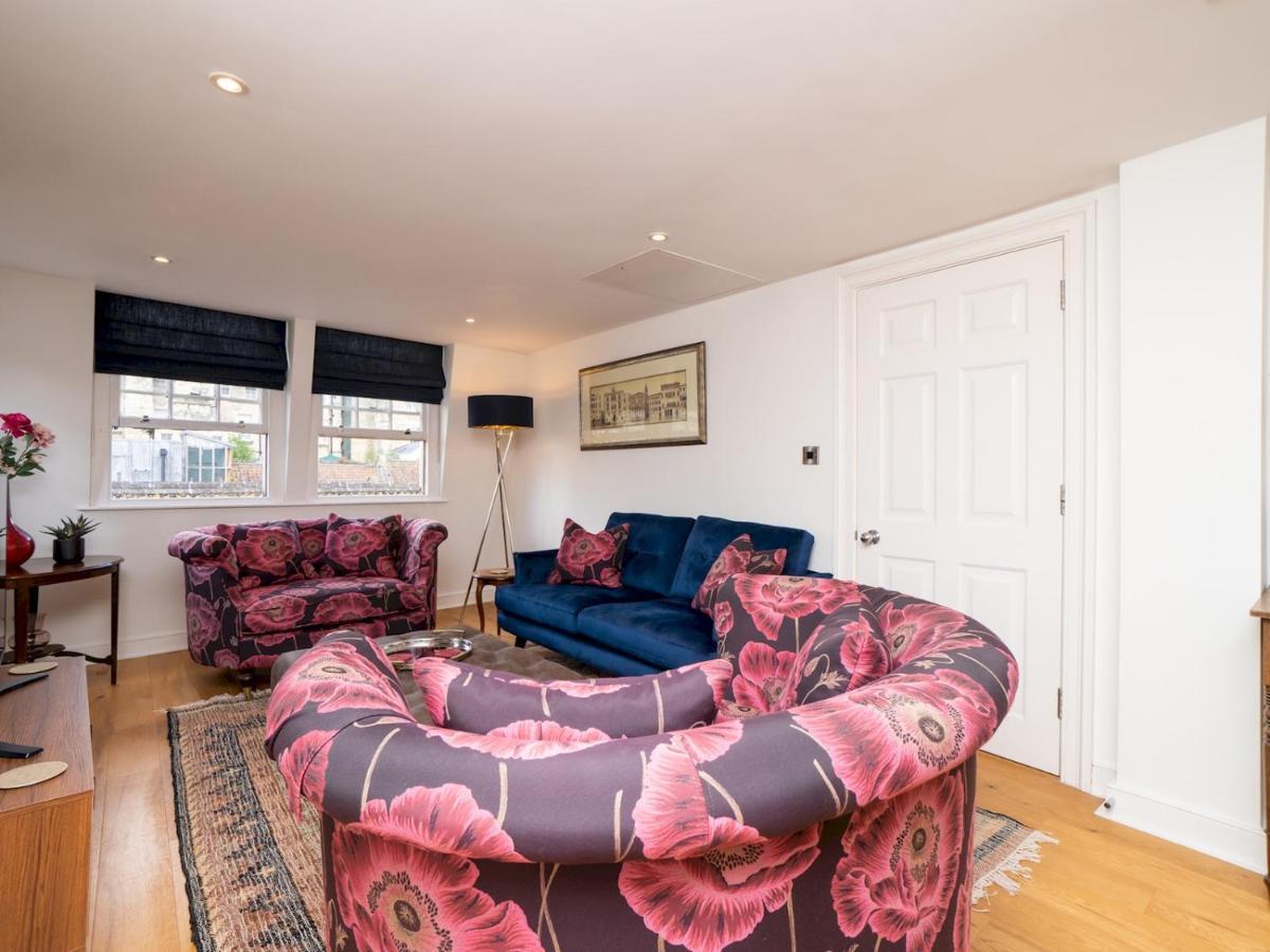 Pass The Keys 2 Bed Flat In The Heart Of