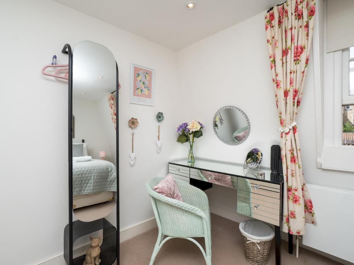 Pass The Keys 2 Bed Flat In The Heart Of * Bath