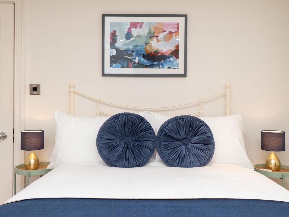 Pass The Keys 2 Bed Flat In The Heart Of *