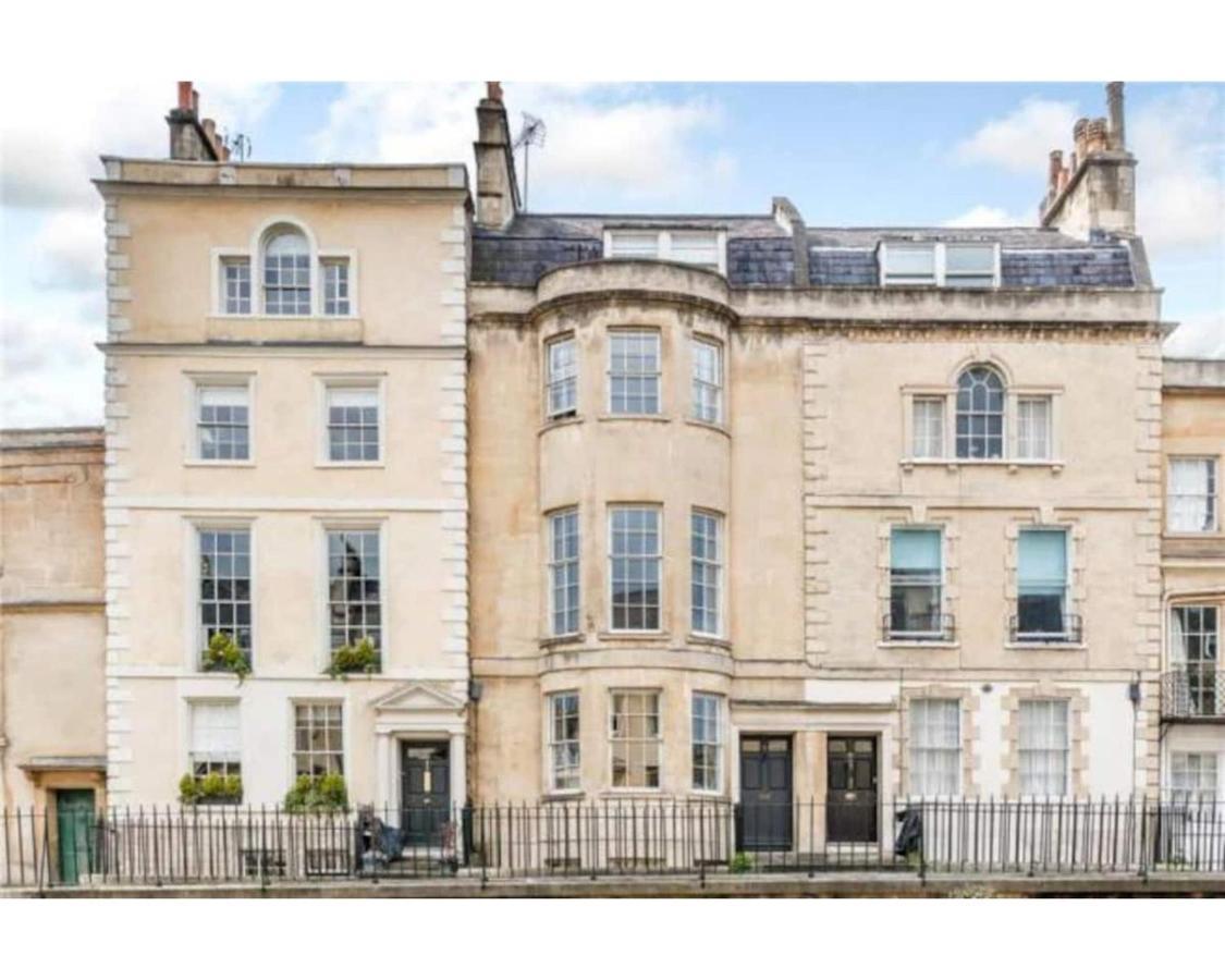 15 Vineyards Street Apartment Bath