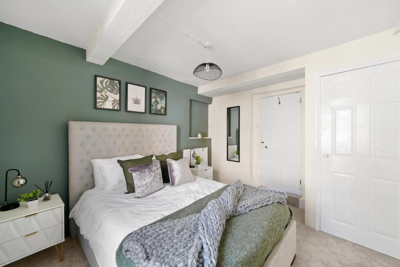 The Unique Gem Of - Rooftop Terrace * Bath