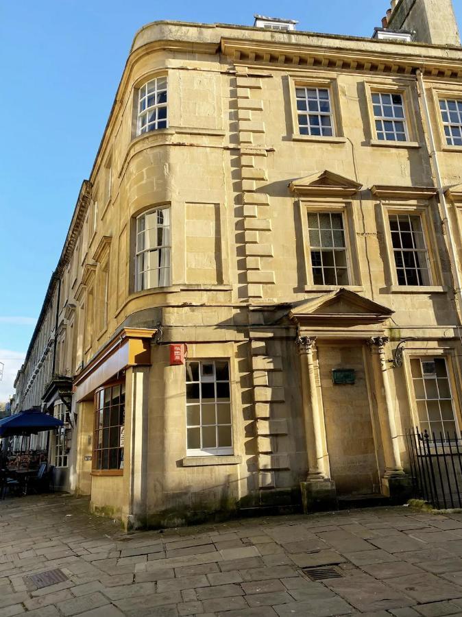 Apartment Elegant Georgian In Bath's Iconic Centre