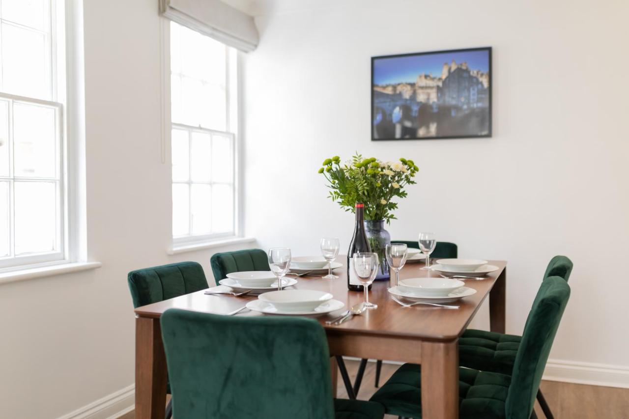 Apartment Crescent Mews