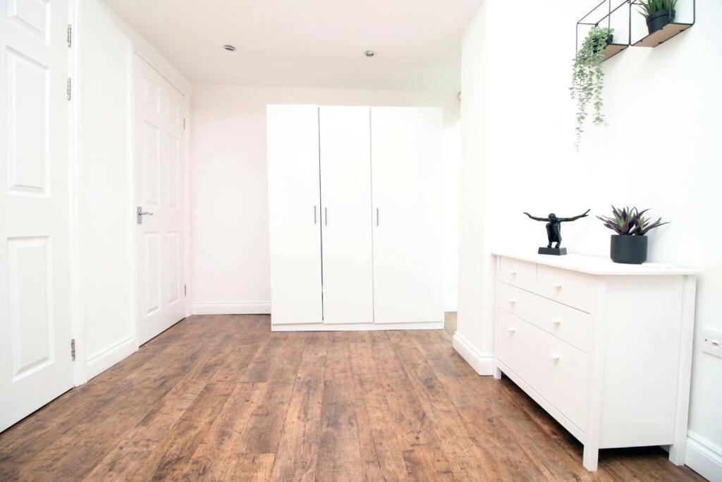 Flat 2 Batheaston By Mia Living Stylish 1 Bedroom With Free Parking