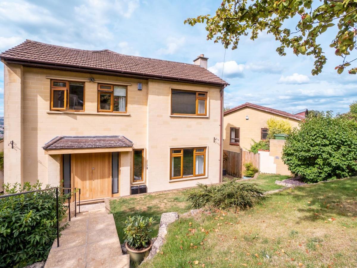 Pass The Keys One Bed Flat With Stunning Views And Free Parking Apartment *