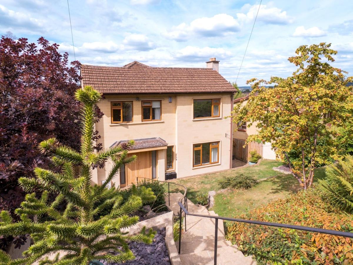 Pass The Keys One Bed Flat With Stunning Views And Free Parking