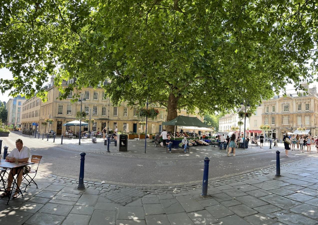 The Basement Flat - Free Parking Space * Bath