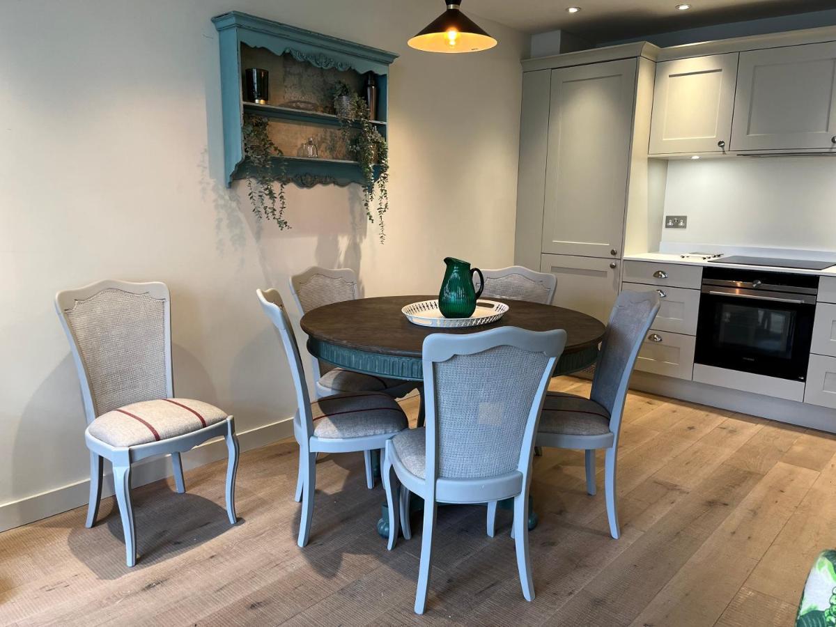 Walcot Yard With Parking, Keys Bath