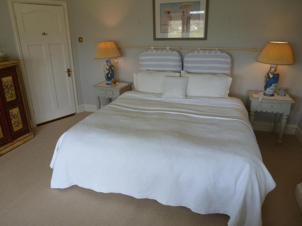 Bed & Breakfast High Beeches 4*