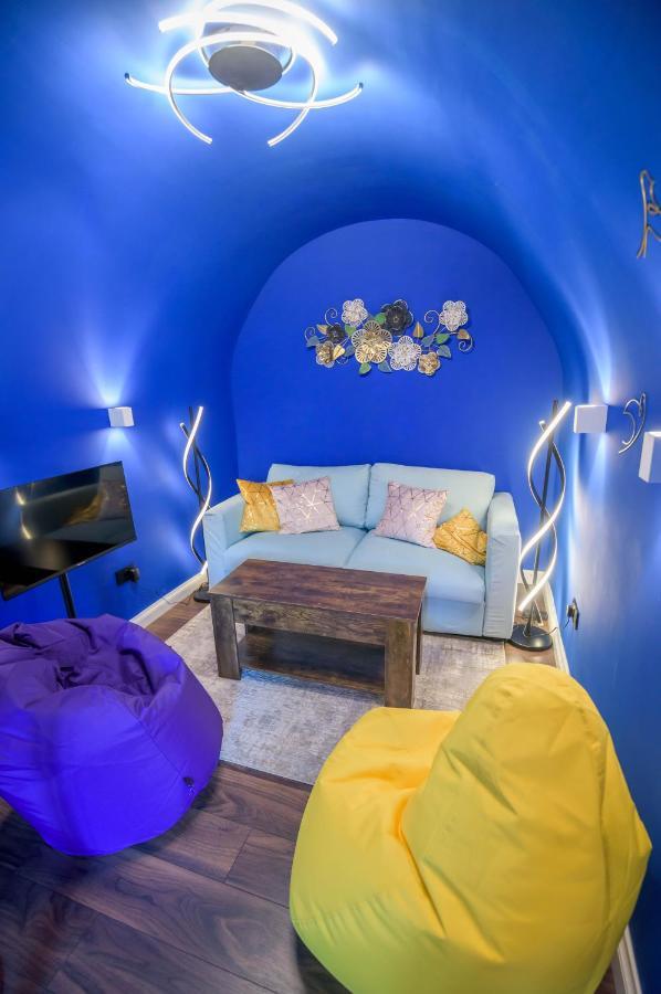 Apartment Quirky Vaulted Flat With Terrace *