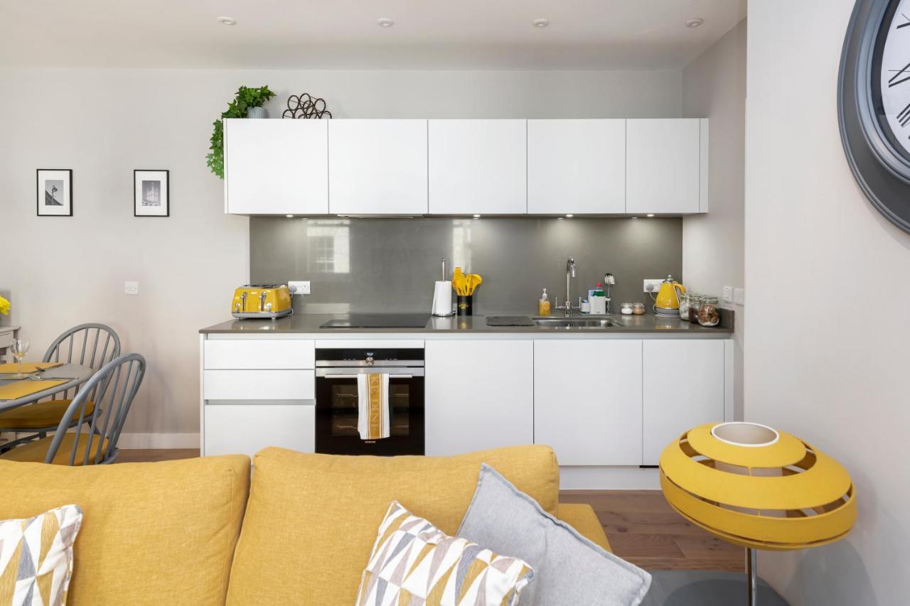 The Hastings, Lower Borough Walls Apartment *