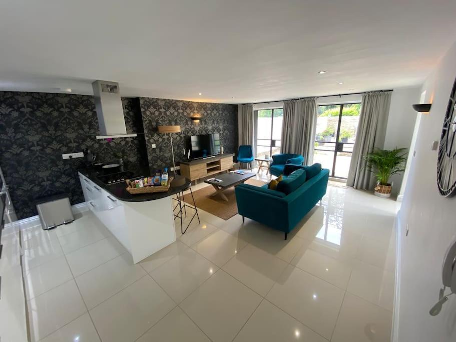 2 Bedroom With Garden Lansdown Apartment Bath