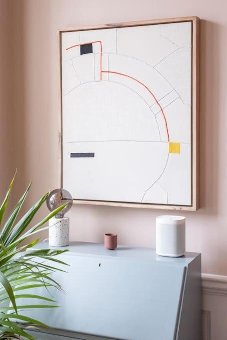 Stylish With Parking - Garden And Workspace Apartment Bath