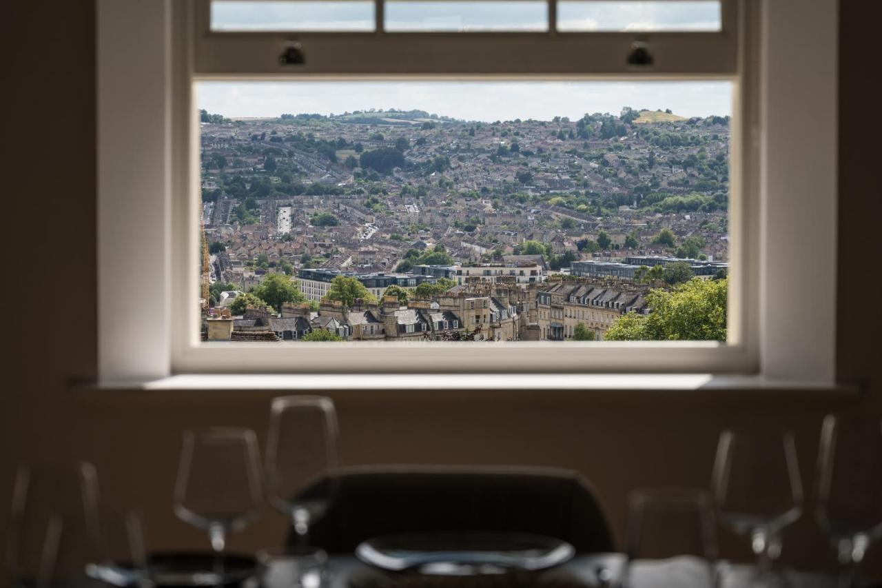 Penthouse With Amazing Views And Lift Access Bath