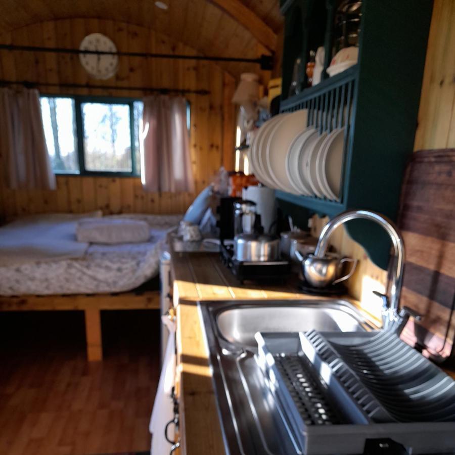 Lower Haven Shepherds Hut Bath