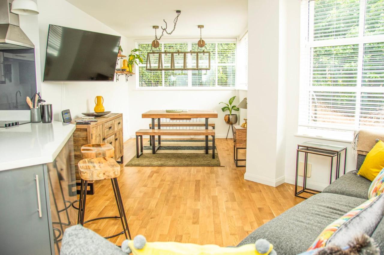 Apartment Magnolious Marr House Centre Parking