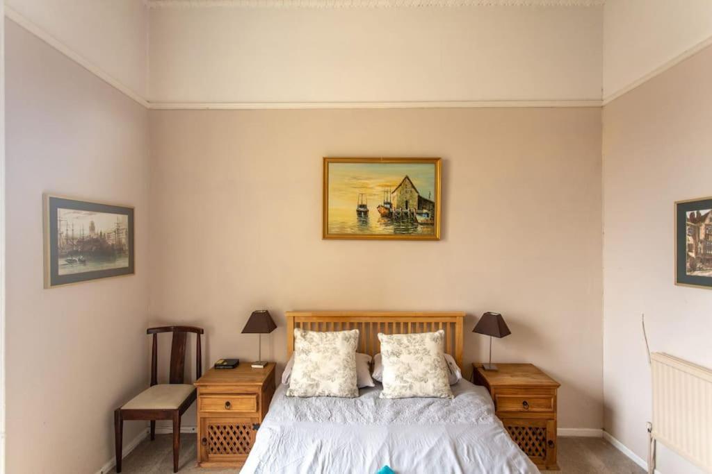 Park Apartment