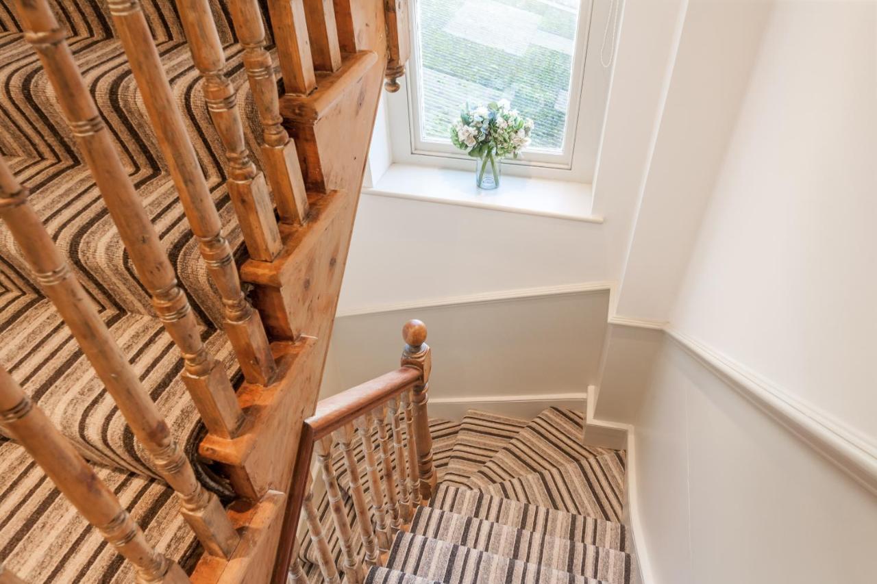 Centre Stunning House-roman Baths - 3min Walk - 4 Bedrooms