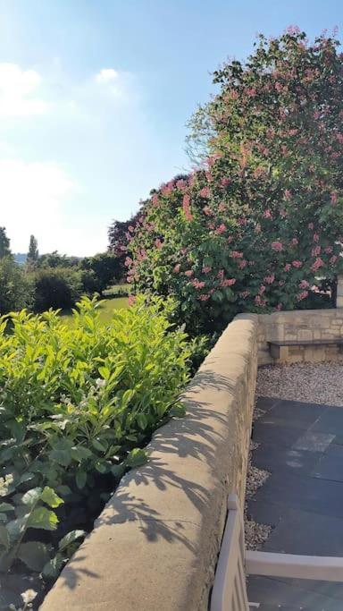 The Gables - Spacious House, Picturesque Views & Free Parking Bath