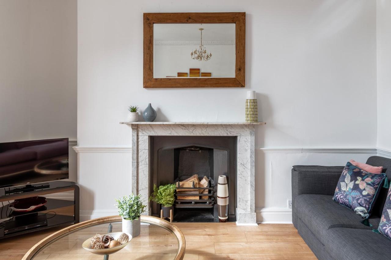 Garden Maisonette In Centre *