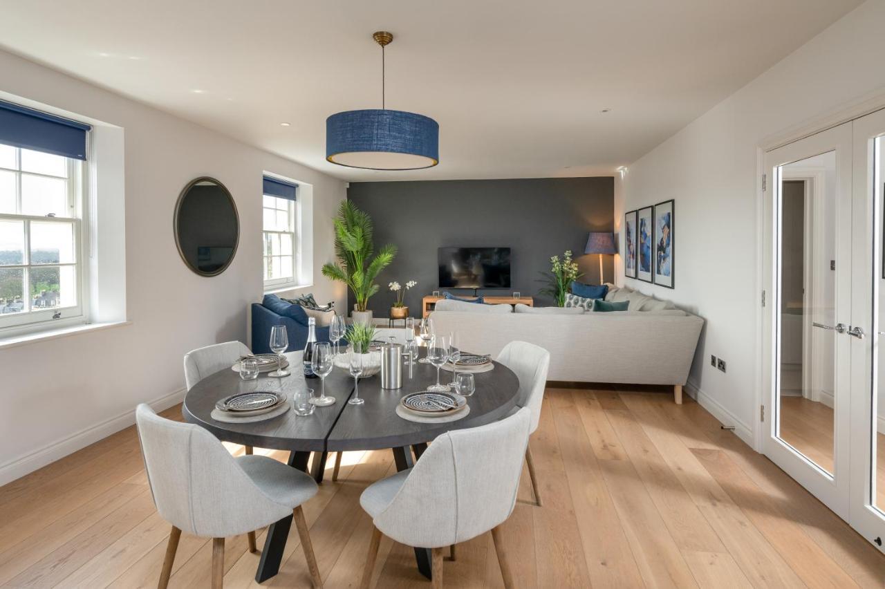 Penthouse With Amazing Views And Lift Access * Bath