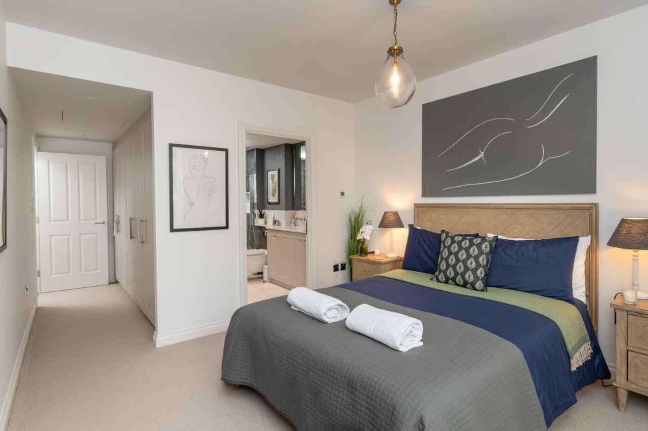 Penthouse With Amazing Views And Lift Access Apartment