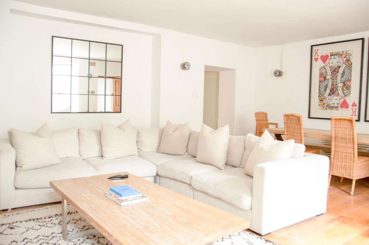 Apartment Incredible 3 Bed Basement Flat With Garden Bath