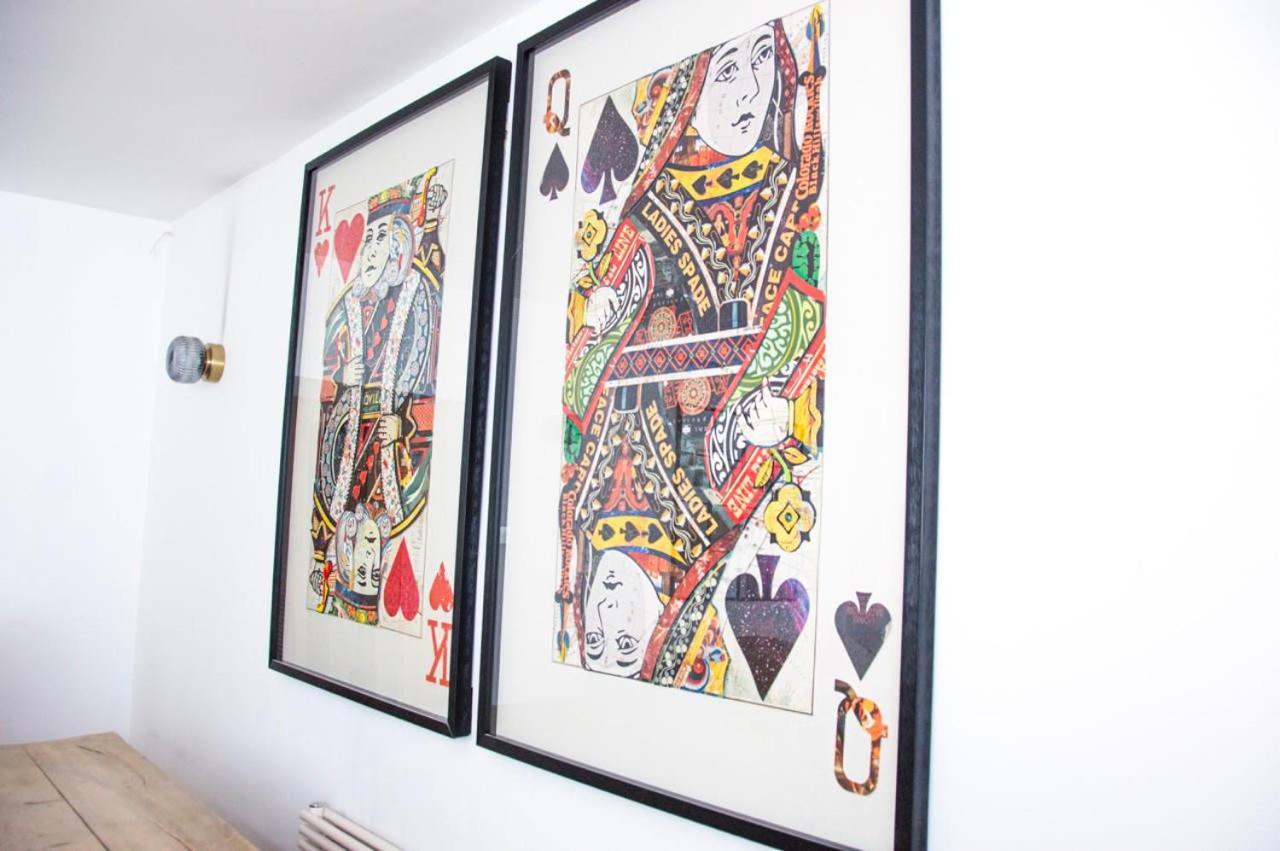 Incredible 3 Bed Basement Flat With Garden