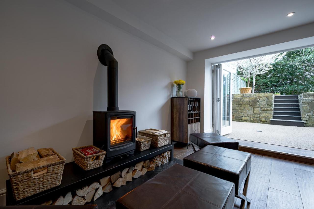 Luxurious Grand 6 Bedroom In - Perfect For Groups & Sleeps 12! Bath
