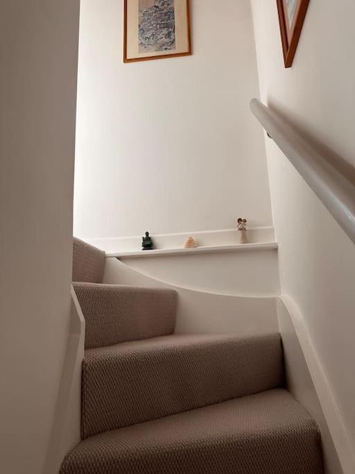 Cosy 19th Century Two Bedroomed With Continental Breakfast Holiday home Bath