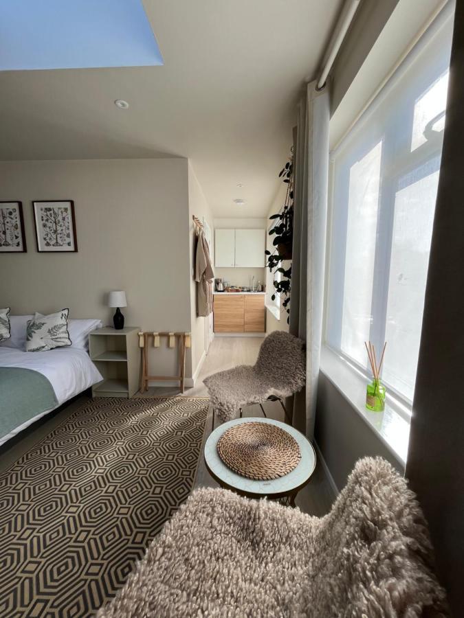 Cosy 1 Bedroom 10min Drive To Centre,free Parking Apartment Bath