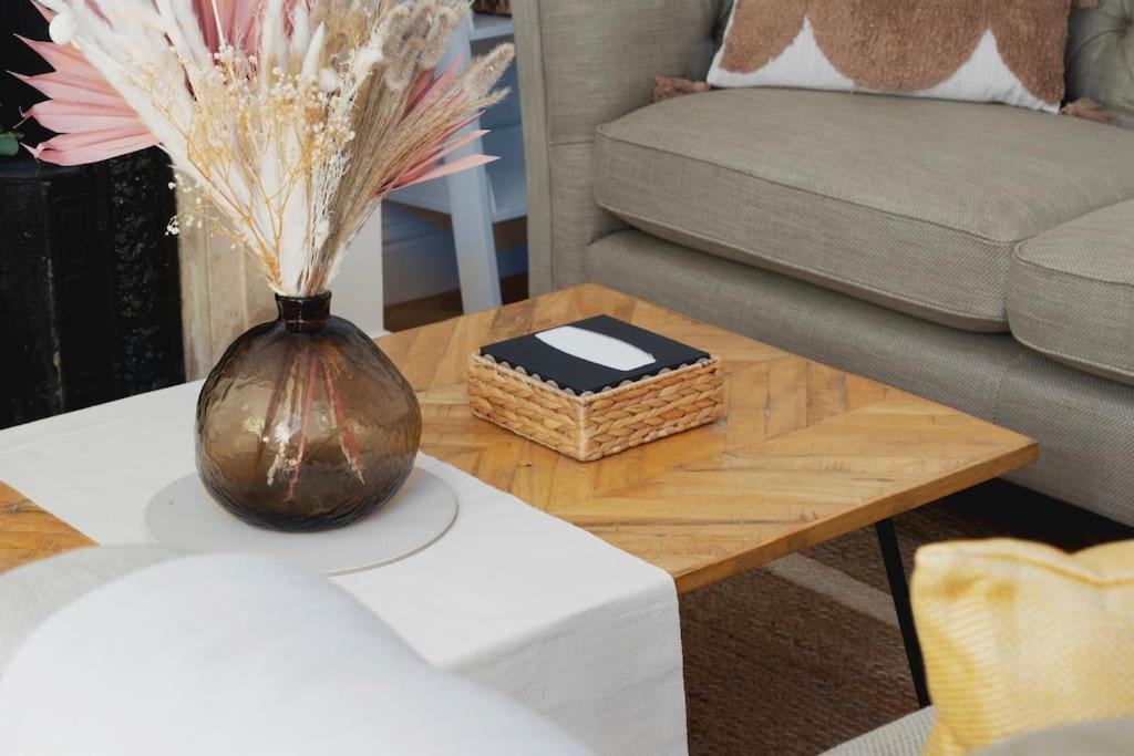 Apartment Spacious - 5 Minutes Walk To Abbey
