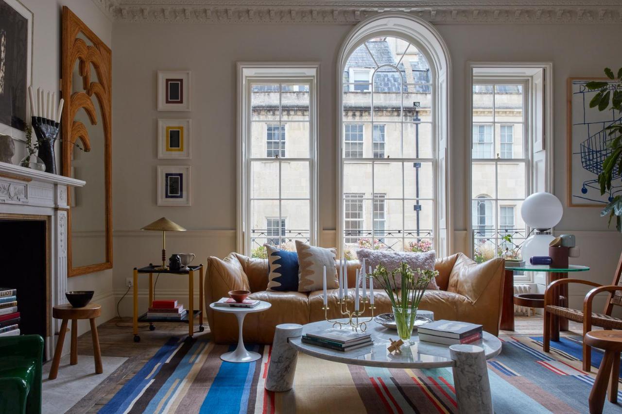 Royal Crescent Townhouse: Designer Between Landmarks *