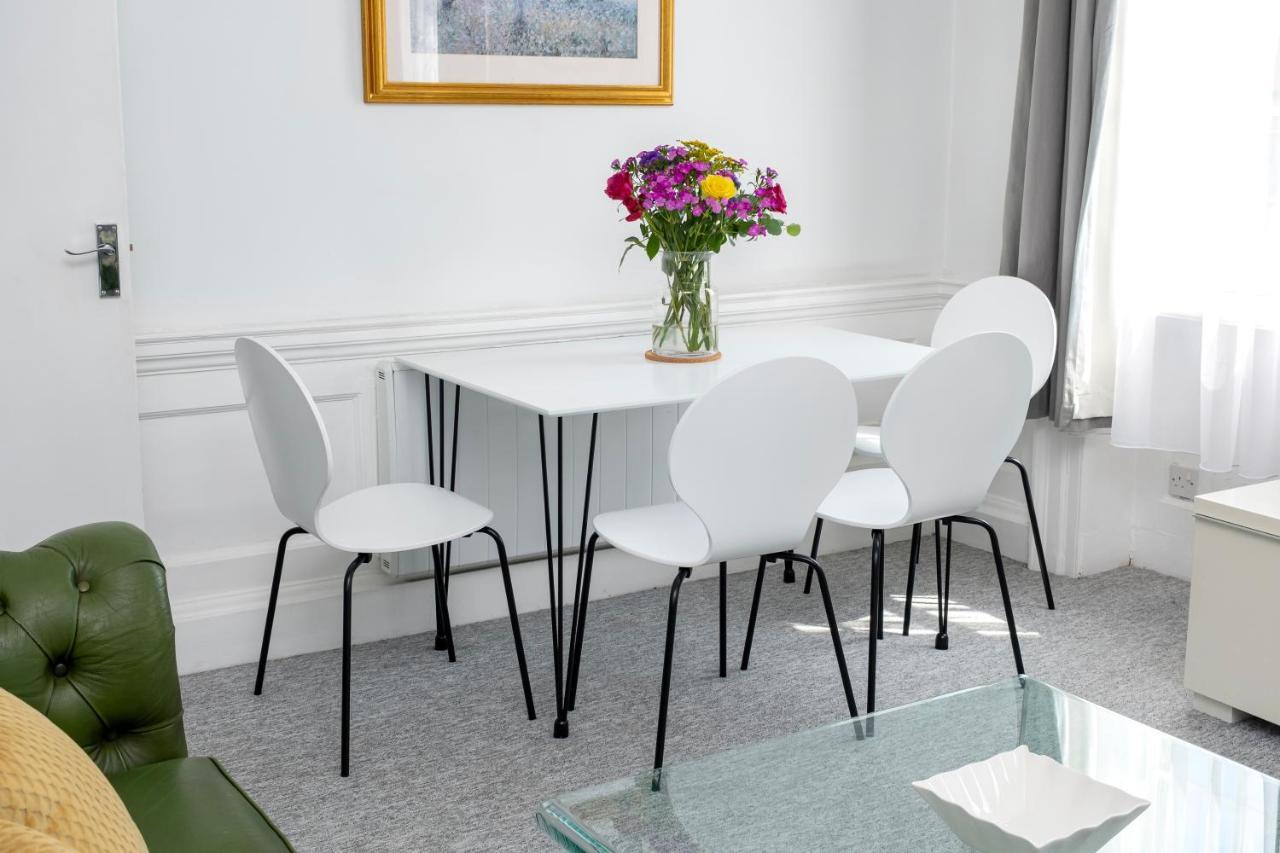 Super City Centre - Two Bedrooms, Perfect Location