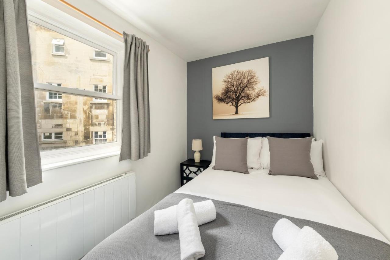 Super City Centre - Two Bedrooms, Perfect Location Apartment