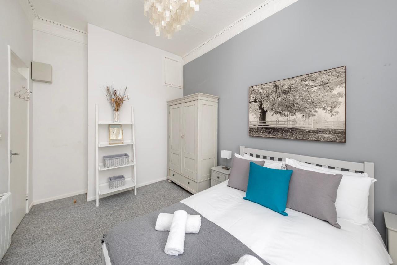 Super City Centre - Two Bedrooms, Perfect Location Bath