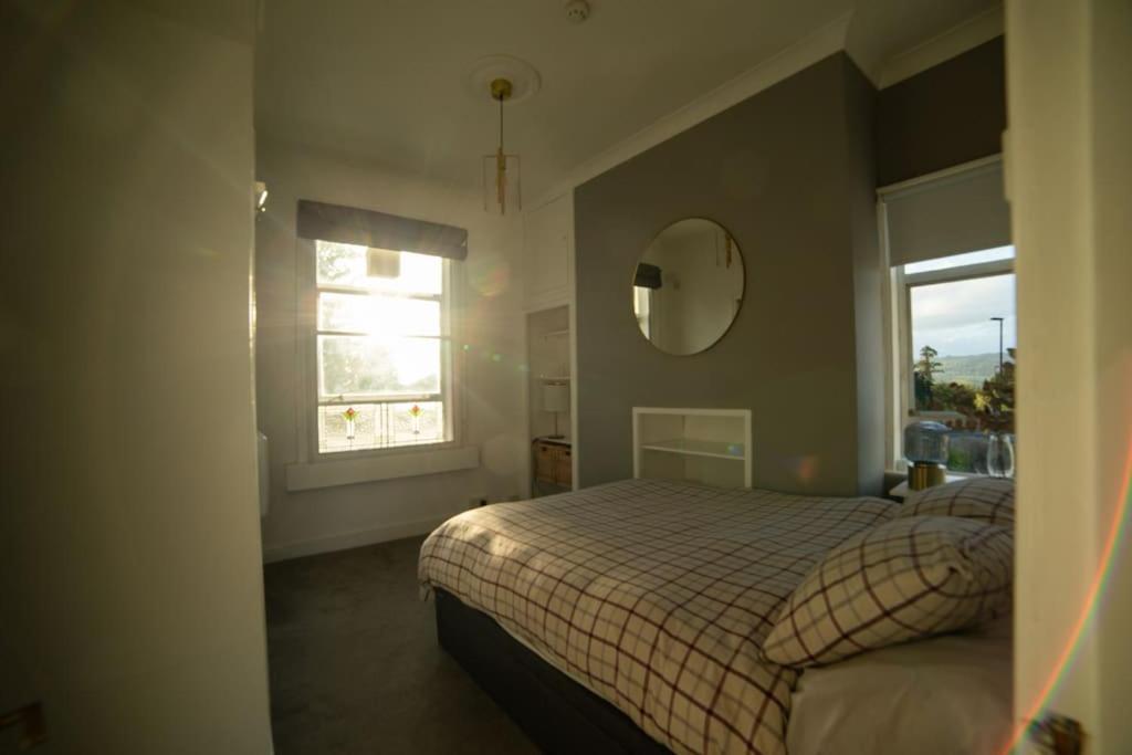 Georgian Gem Free Parking &views Apartment Bath