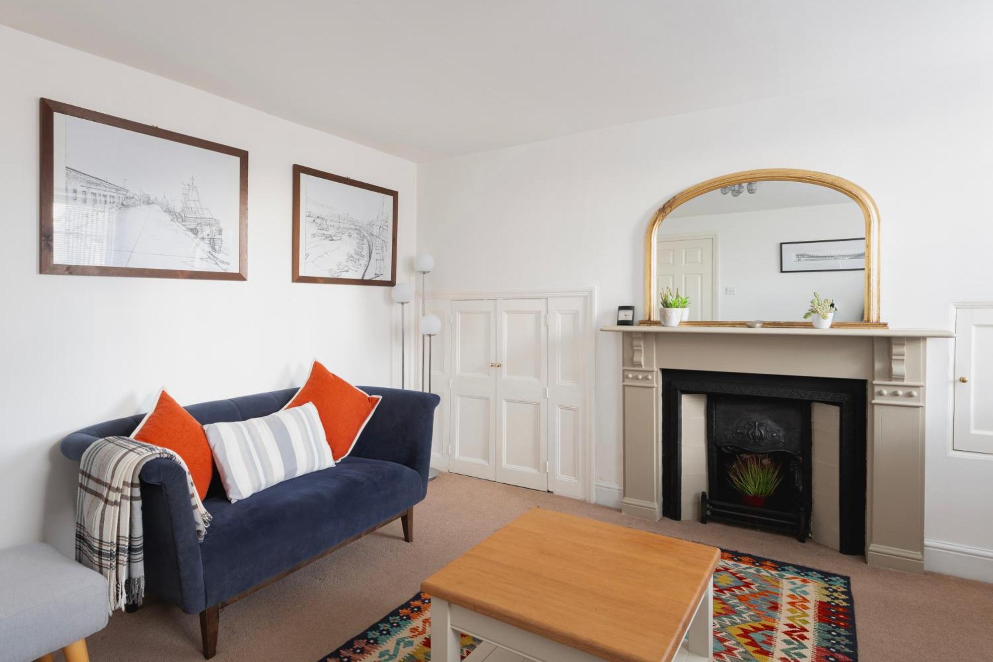 Parade Watch Apartment *