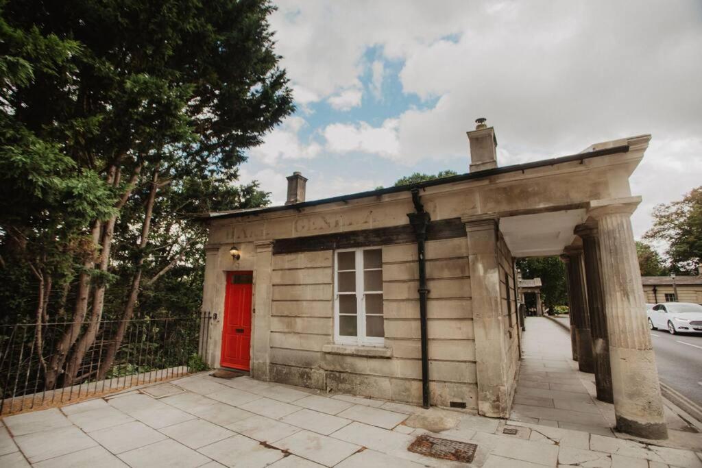 Historic House On The Bridge * Bath