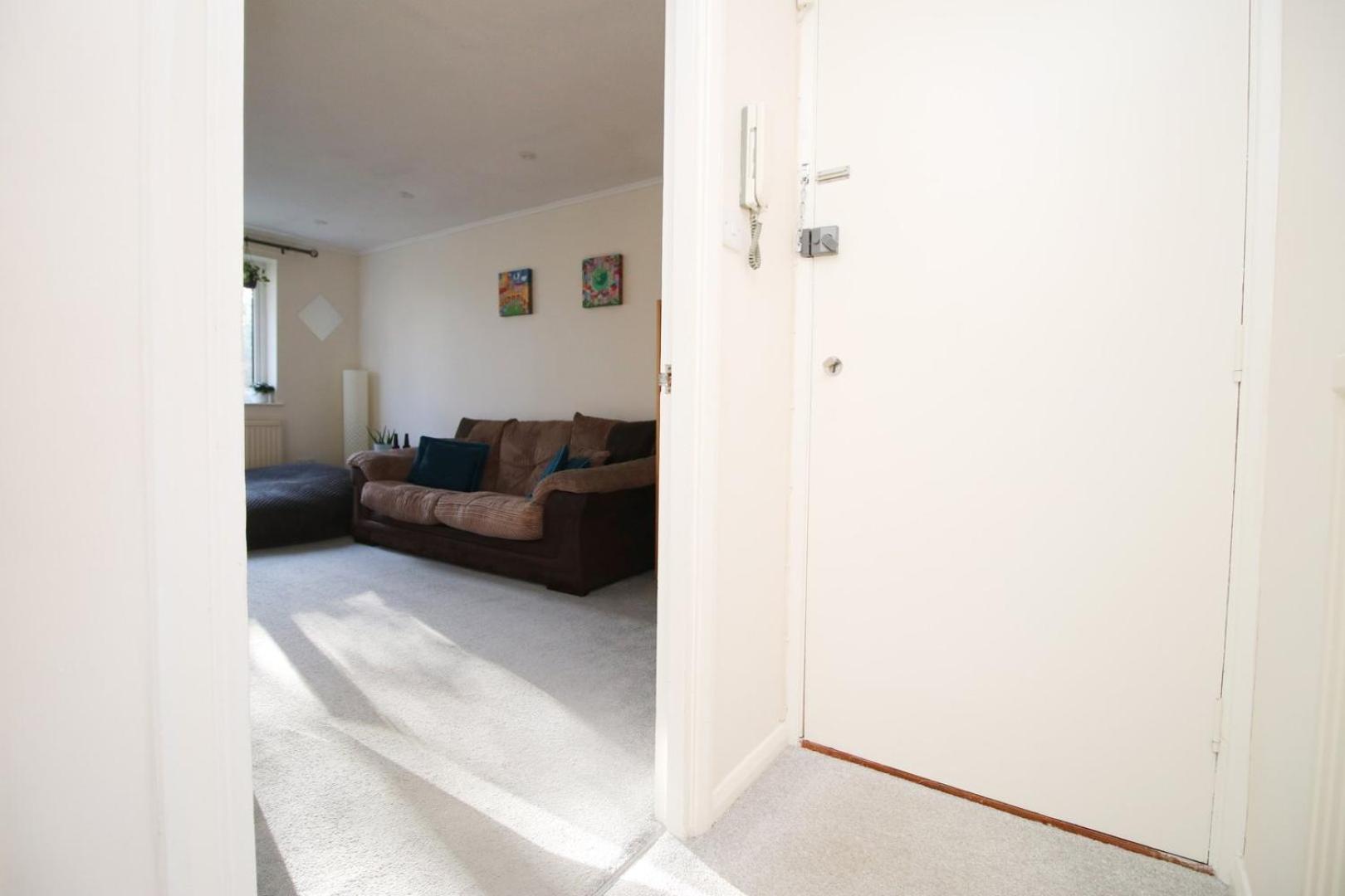 Apartment Cohost Partners- Free Parking Close To Town