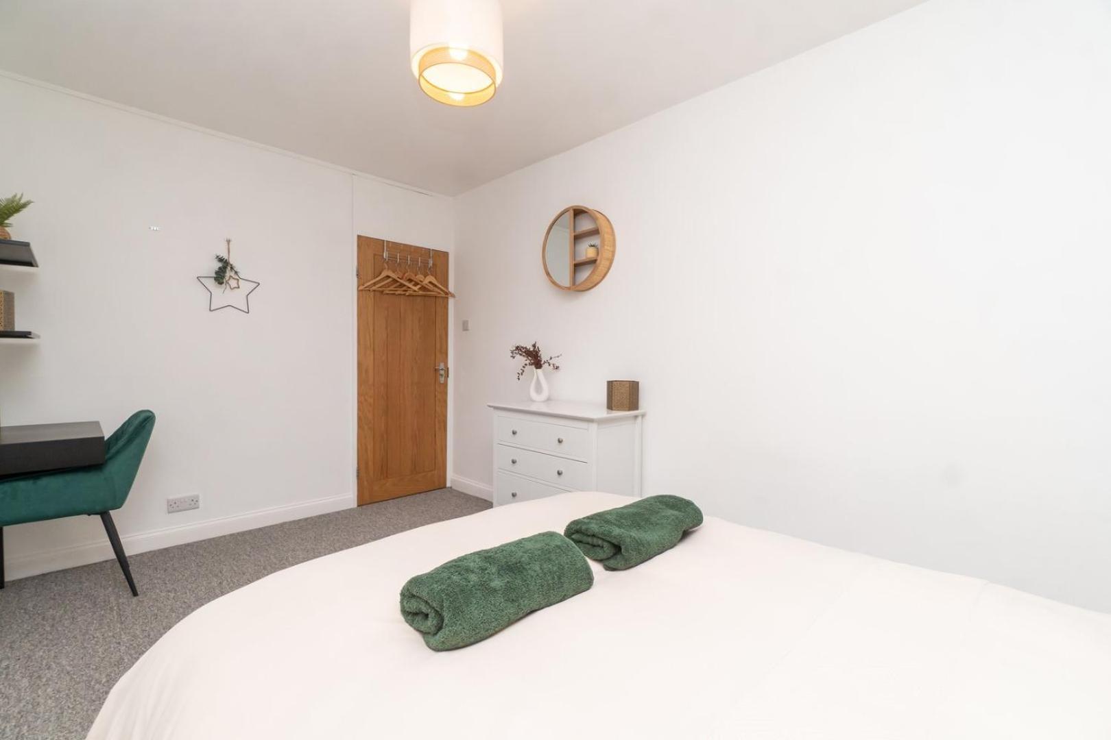 Wifi | Parking | Near Major Attractions Bath