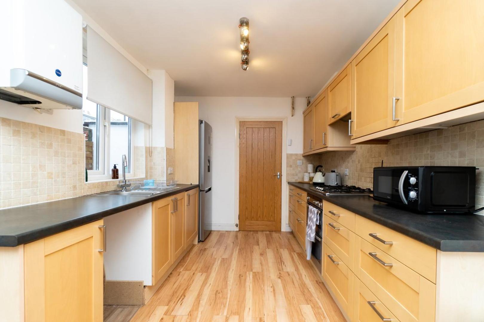 Wifi | Parking | Near Major Attractions Guest house