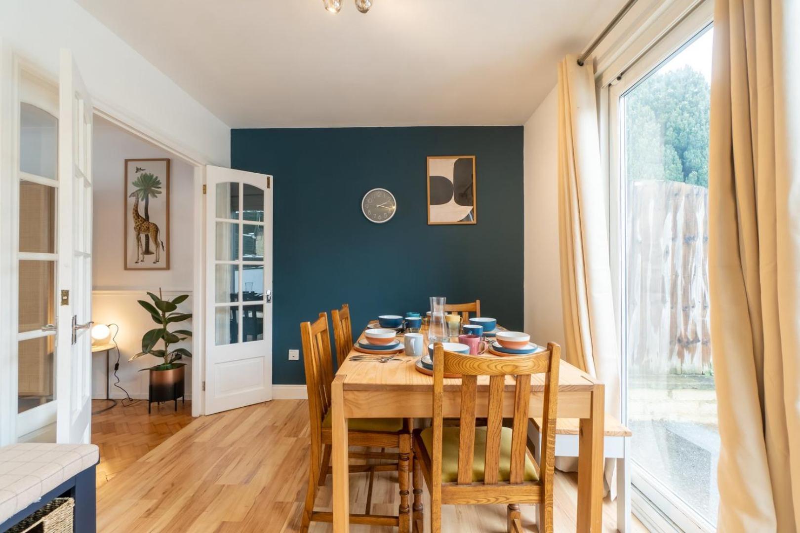 Wifi | Parking | Near Major Attractions * Bath