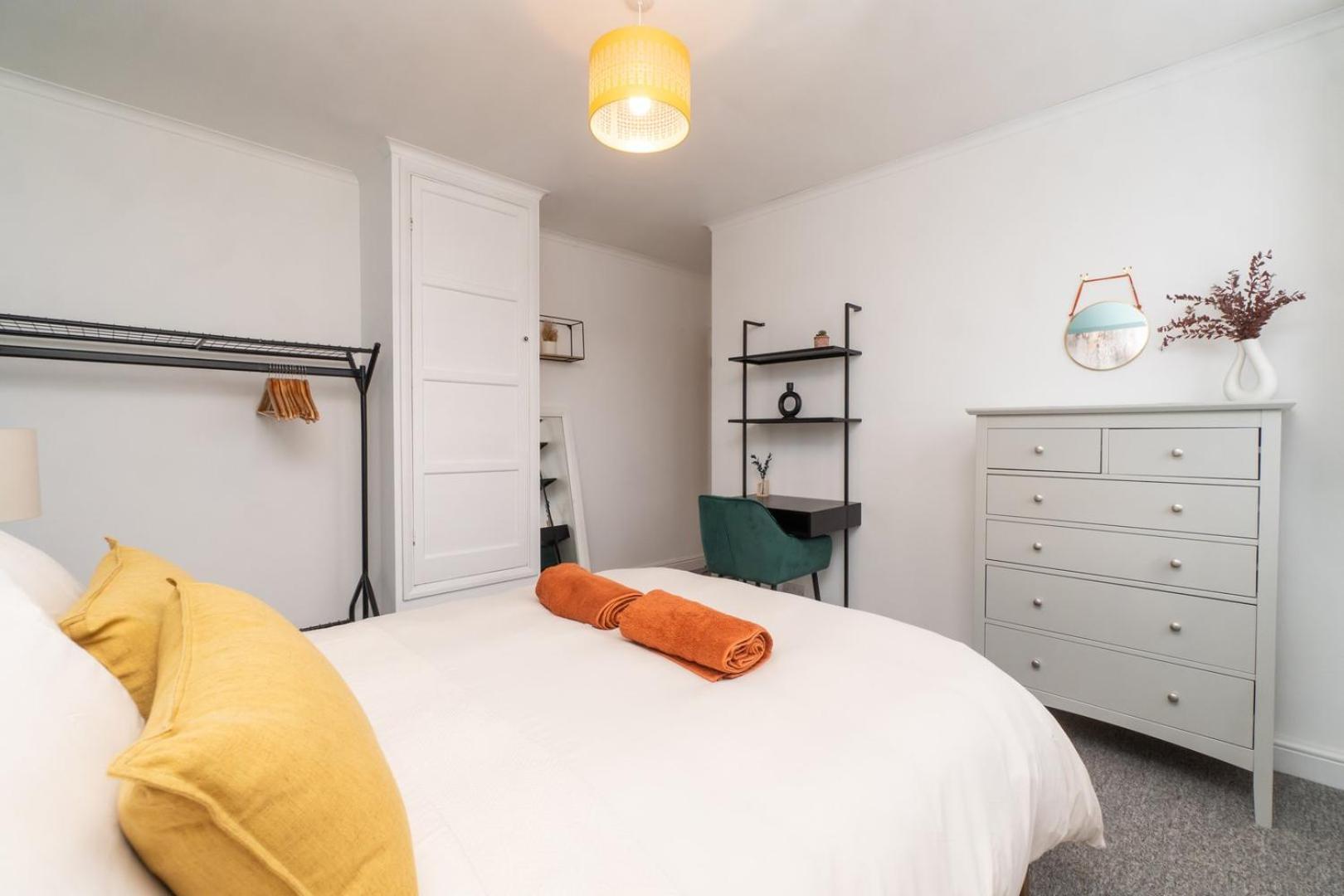 Wifi | Parking | Near Major Attractions Guest house