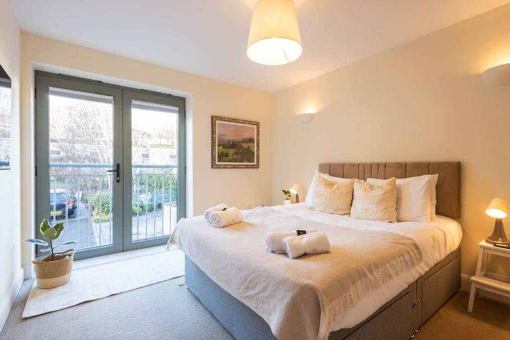 Holiday home The Wellness Lodge- Gym, Table Tennis, Cinema, Parking And More! *