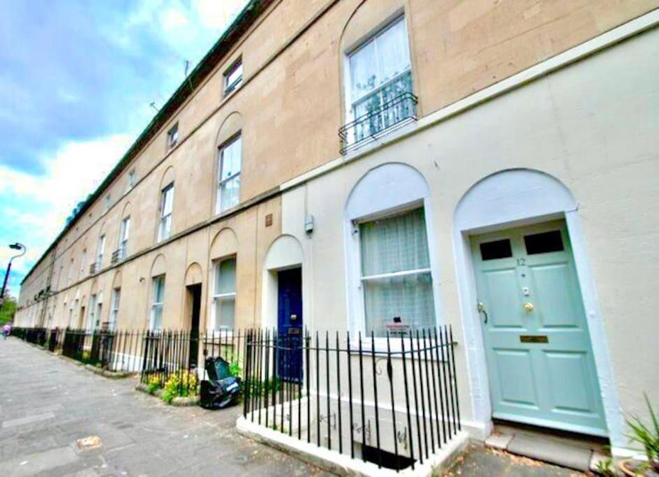 Apartment The Snug - Cosy In Grade Ii Listed Building *