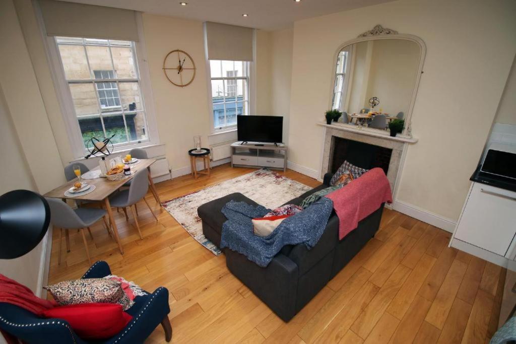 Beautiful 2 Bedroom In Bath